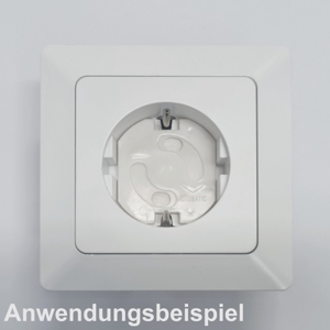 Anwendungsblid Einsteckschutz wei&szlig; in einer Steckdose